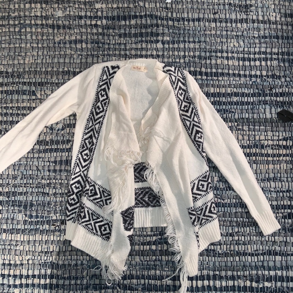 Hollister cardigan - size small